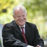 Headshot of Martin Seligman